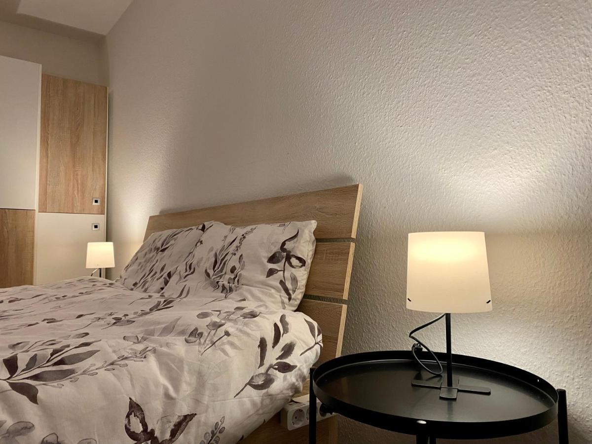 Marienhaus Apartment - Zentral, Parken, Netflix, Kontaktloses Einchecken วุปปาทัล ภายนอก รูปภาพ
