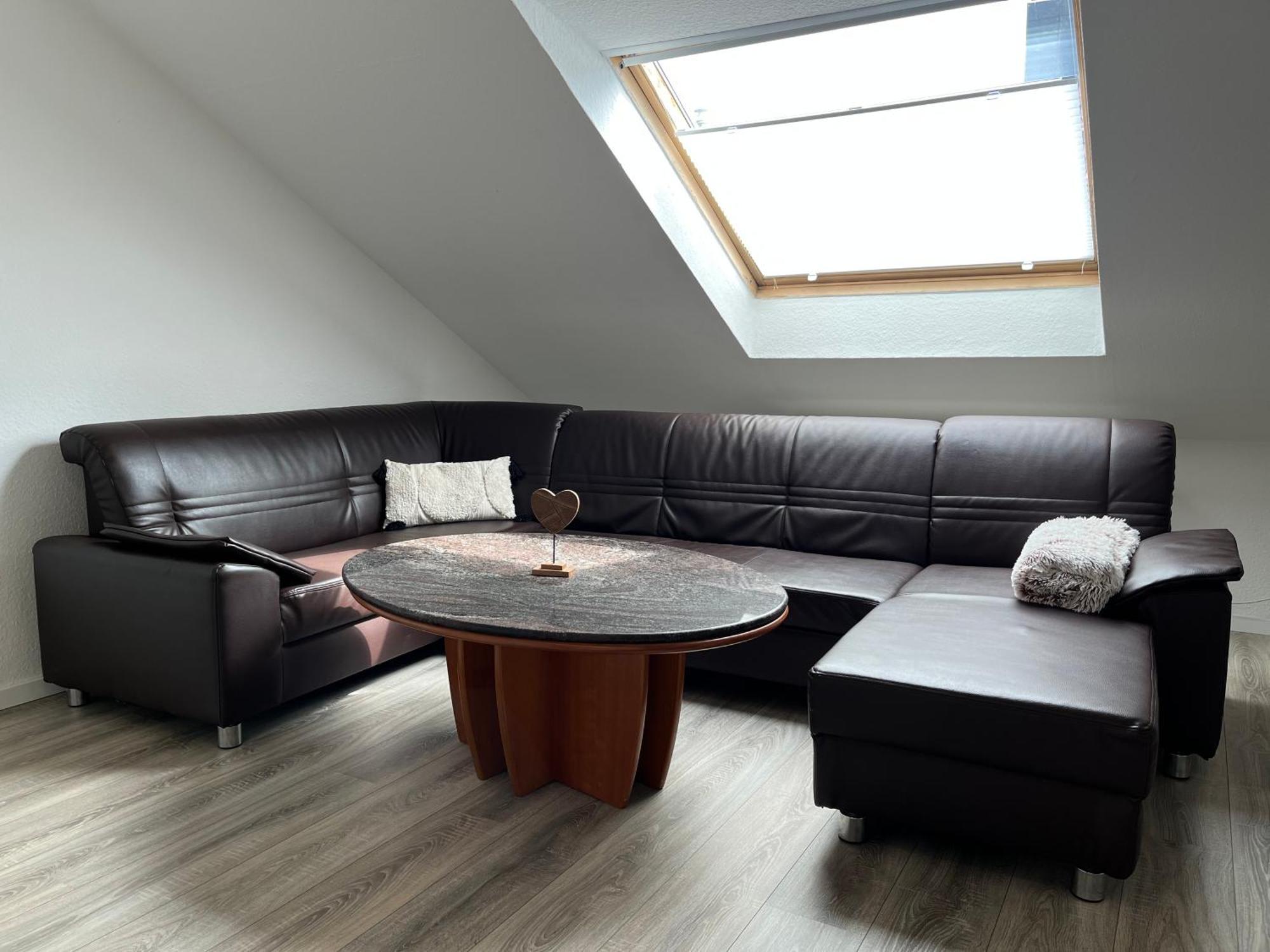 Marienhaus Apartment - Zentral, Parken, Netflix, Kontaktloses Einchecken วุปปาทัล ภายนอก รูปภาพ